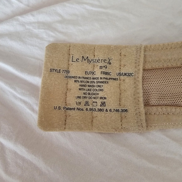 Le Mystere NWOT Strapless Bra - Picture 3 of 6
